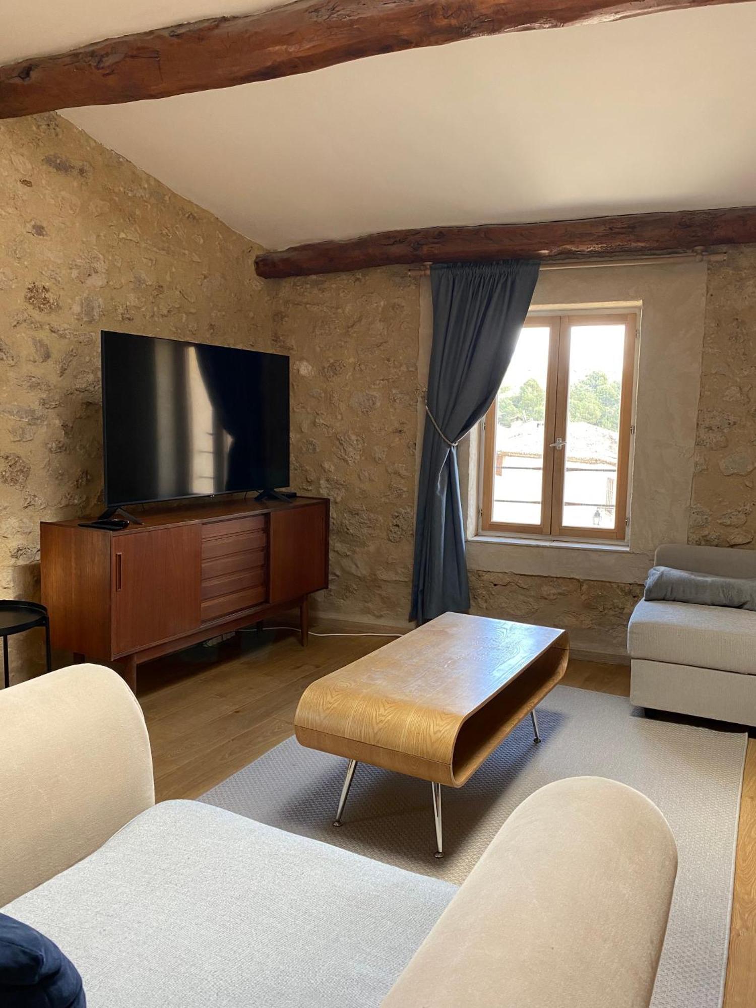 Charming Village House For 6 People Baudinard Luaran gambar